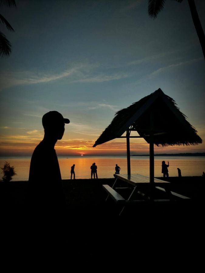 Matalalang Sunari Beach Resort Selayar מראה חיצוני תמונה