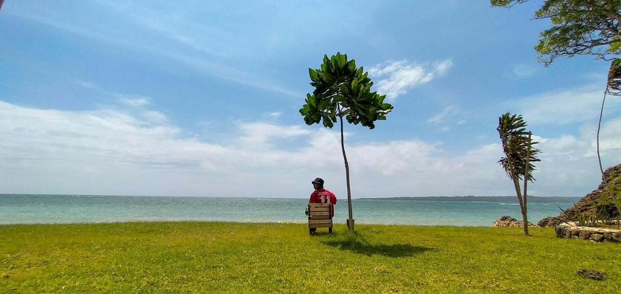 Matalalang Sunari Beach Resort Selayar מראה חיצוני תמונה